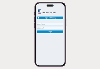 Screenshot of the BCS app with login dialog for passkey authentication, biometric login via fingerprint is displayed.