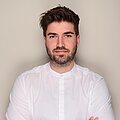 Portrait of Robin Fischer, Business Consultant IAM at OEDIV SecuSys GmbH. In the company’s account of its BCS implementation, he explains how the shared platform supports project work and collaboration. Robin Fischer, Business Consultant IAM at OEDIV SecuSys