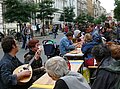 Die zweite Lange Tafel auf der Kreuzberger Bergmannstraße brachte Generationen zusammen und regte zum Austausch an