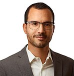 Porträt von Manuel Fillmon Berhe, Business Application Manager bei der Proalpha Group GmbH und Autor des Anwenderberichts über BCS im globalen Multiprojektmanagement.