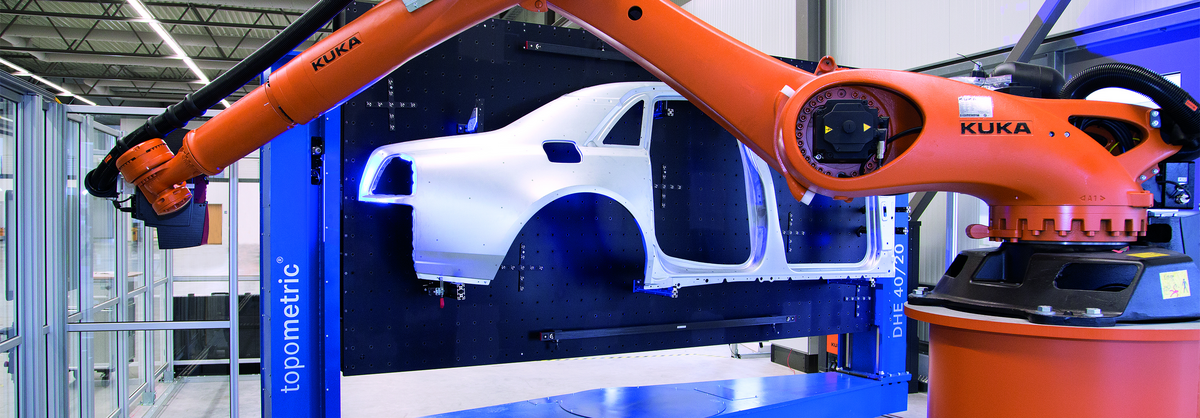 Individual automation robot measuring cell in use Individual automation robot measuring cell at topometric
