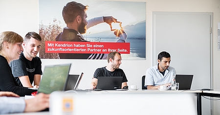 Employees of Kendrion Automotive work together with Projektron BCS on projects.