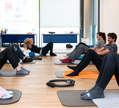 Nach dem Vortrag zum Thema "Faszien" fand das Training statt. Nach dem Vortrag zum Thema "Faszien" fand das Training statt.